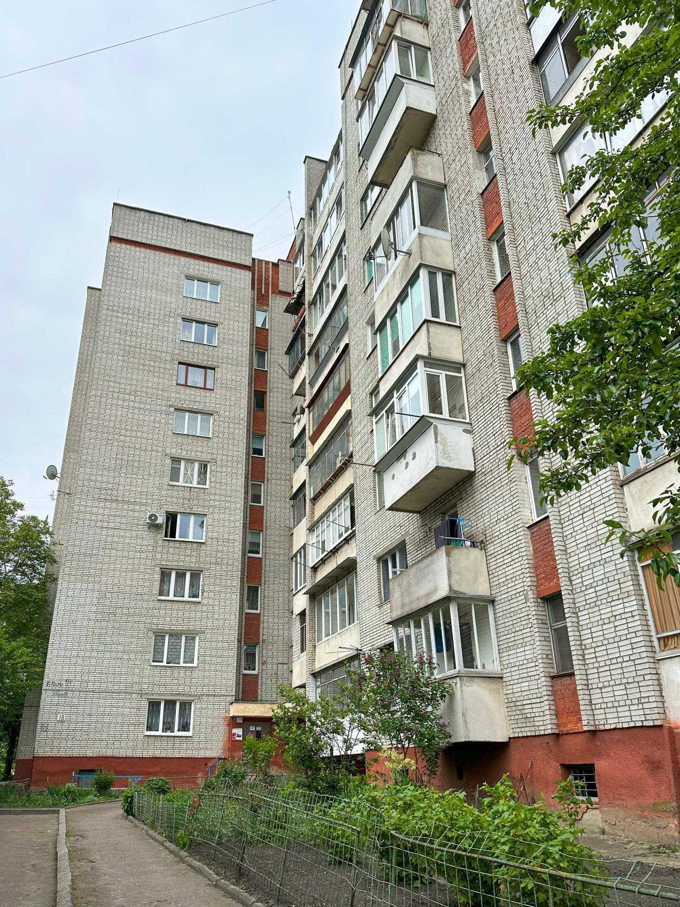 3-кімнатна квартира з ремонтом у Львові, вул. Панча, 67 м²