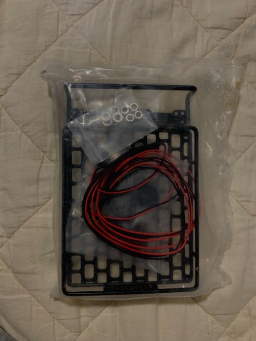 Torneira + peças de alguma coisa