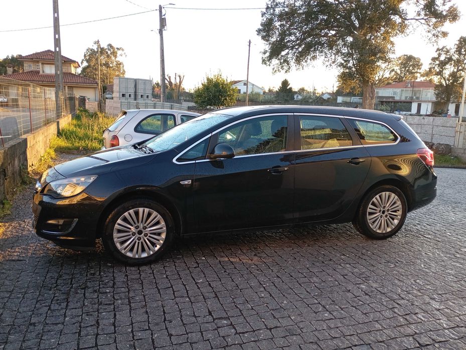 Opel Astra J em excelente estado.