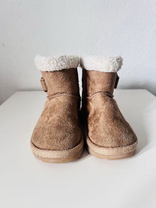 Botas Minnie com luz- Tam:23