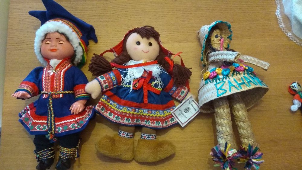 Coleção de Bonecas Tradicionais de vários Países