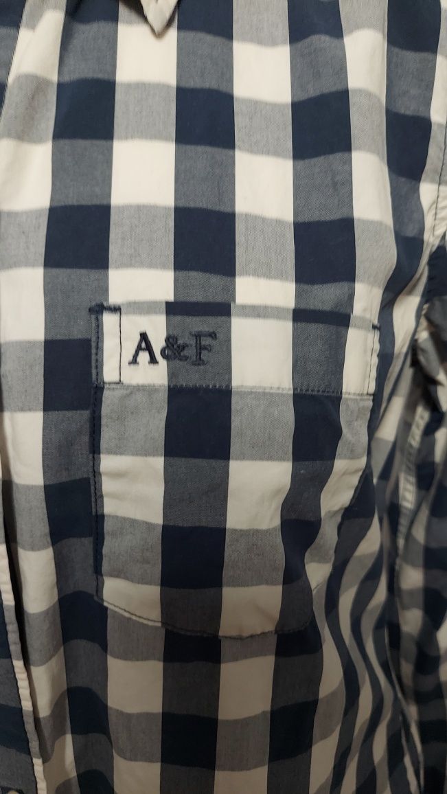 Koszula damska  Abercrombie& Fitch. Rozmiar L. Stan bardzo dobry.