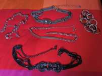 Conjunto de 5 Cintos Metálicos – Elegância com Atitude!