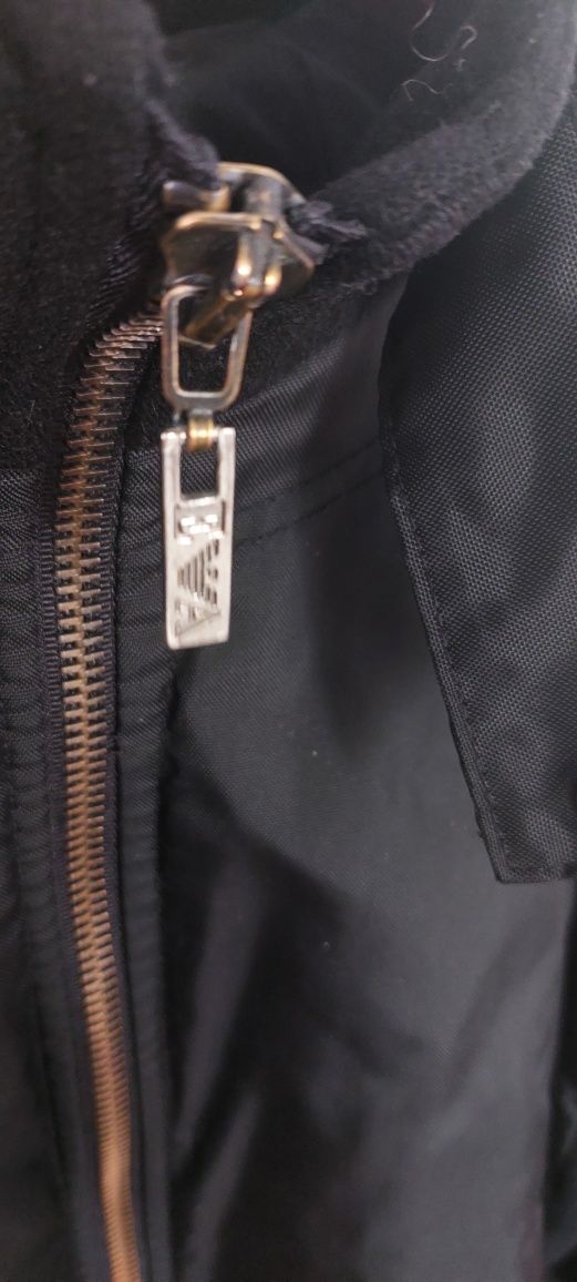 Emporio Armani Куртка L
