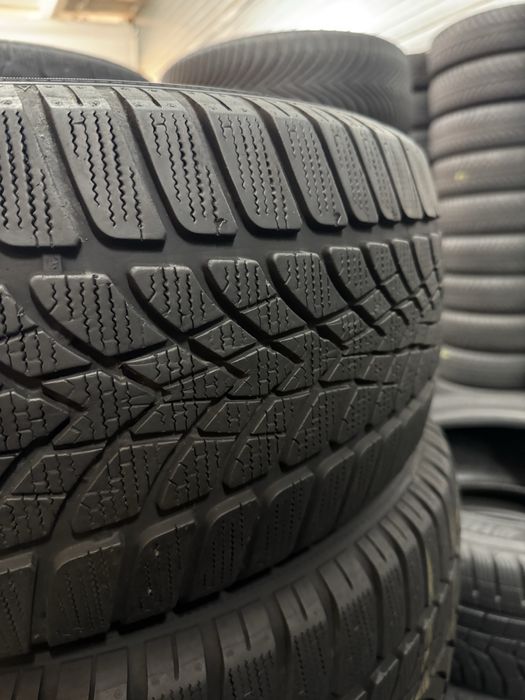 шини б.у зима 235/55 R17 Dunlop SP Winter Sport 4D склад резини