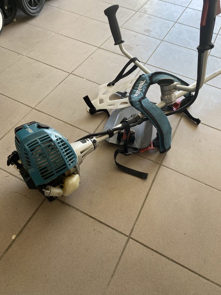 Makita MM4 EM2650UH – kosa spalinowa 4-suwowa – bardzo dobry stan!