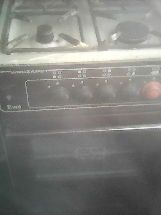 Kuchenka gazowa z piekarnikiem Ewa Wrozamet