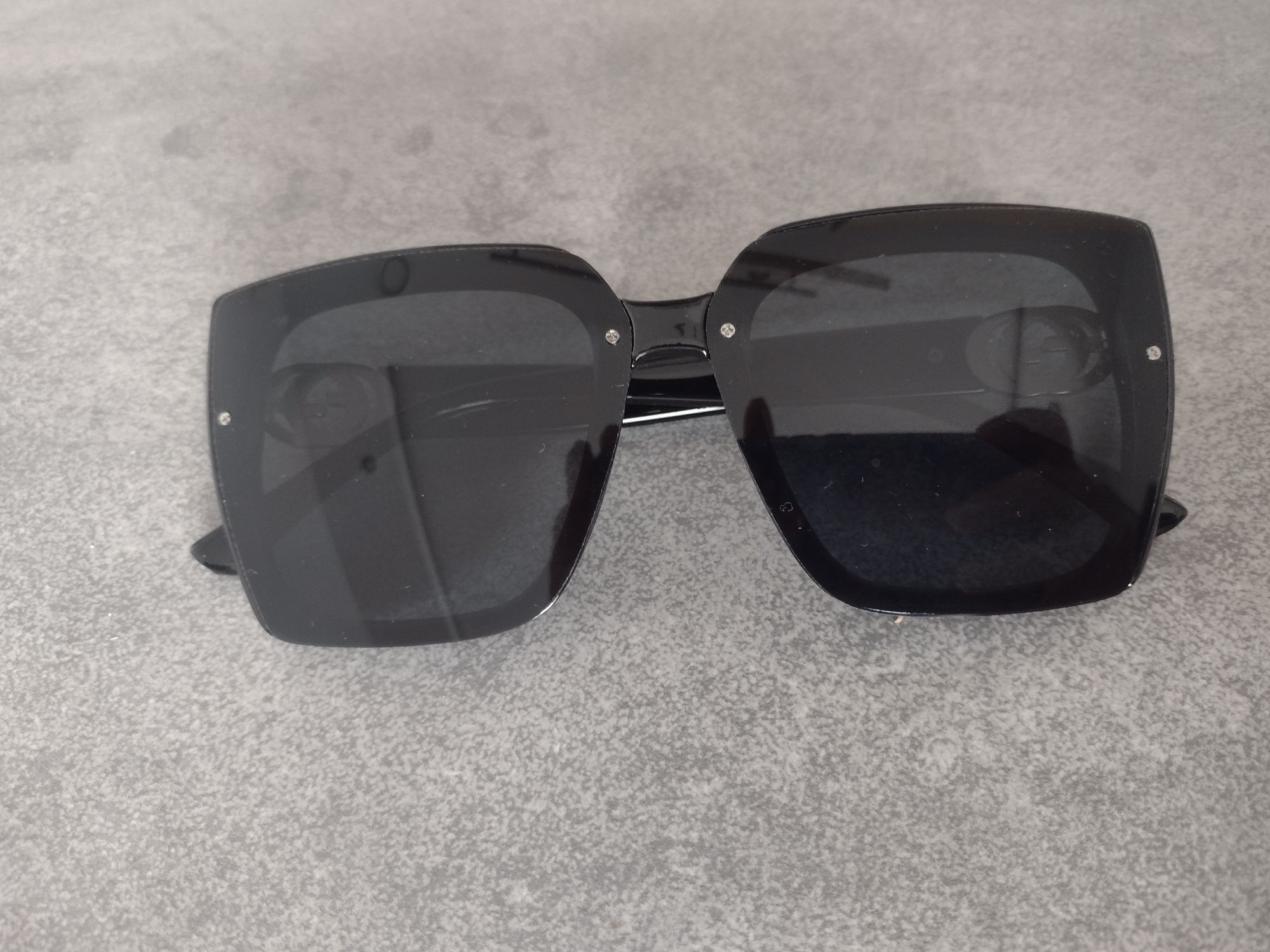 Okulary przeciwsłoneczne typu Chanel