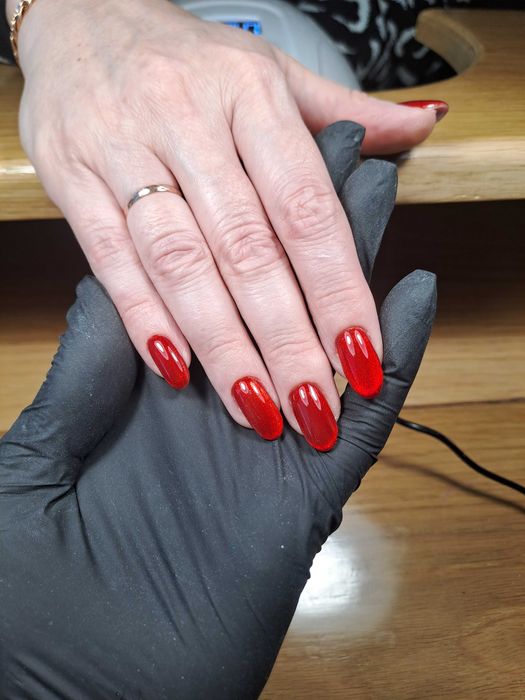 Манікюр. Нарощення. Педикюр