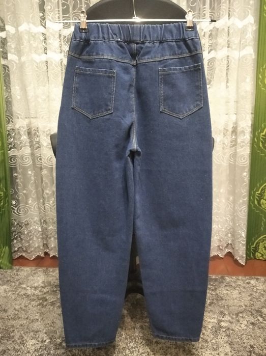 Нові джинси на хлопчика