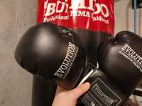 Sprzedam worek bokserki firmy Bushido z rękawicami