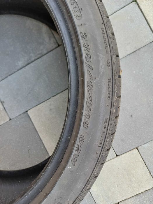 opony nexen 225/40 r18 rok 5122