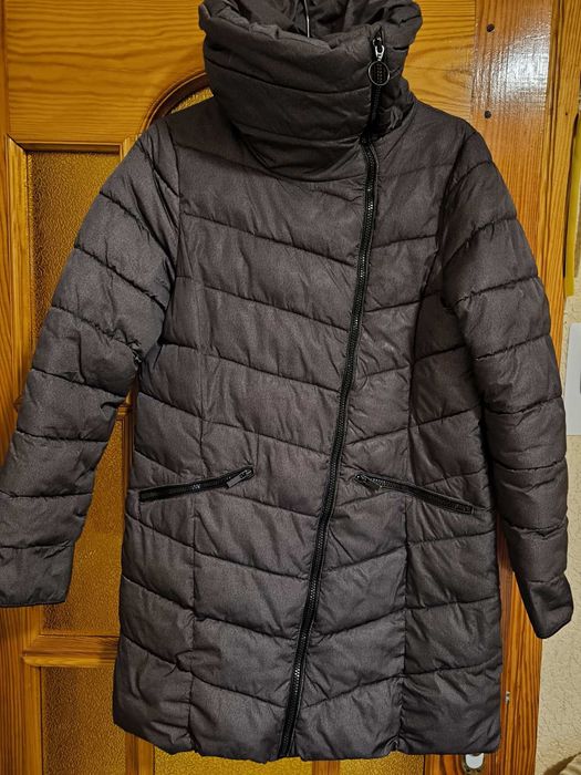 Курточка з високим воротником