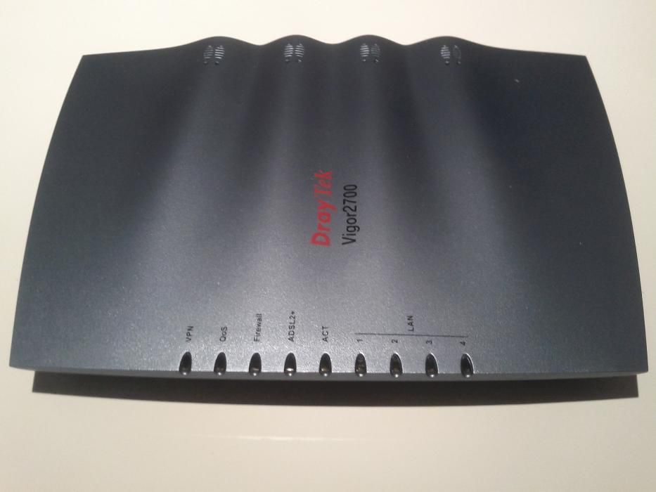 Router ADSL Draytek Vigor-2700