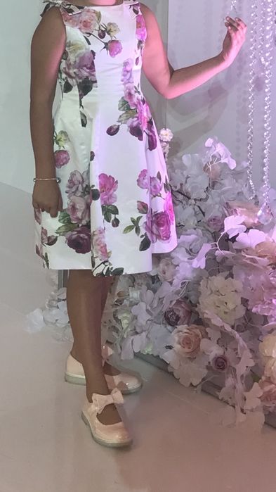 Продам платье Monnalisa,12 лет р.152