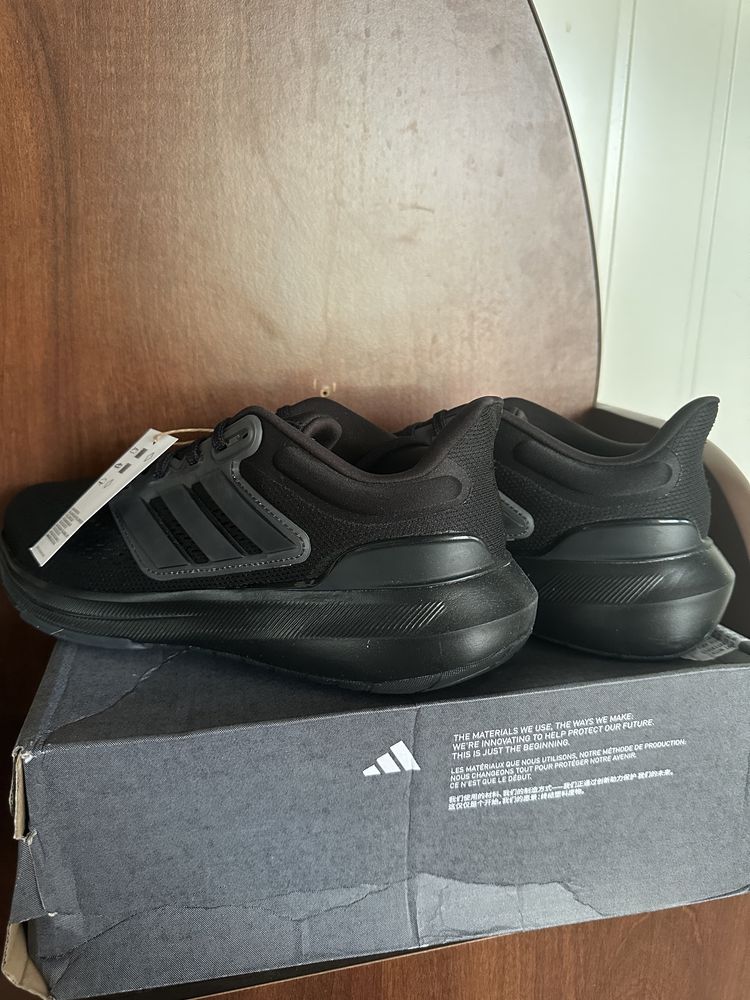 Кросівки adidas Ultrabounce Wide 42 розмір Адідас / кроссовки адидас