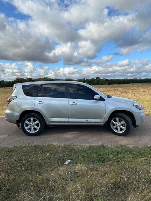 Toyota RAV4 EV, 2014