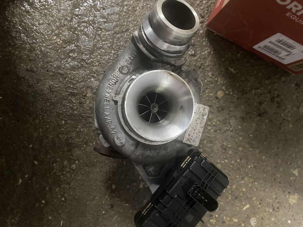 Turbosprezarka turbina Garrett BMW