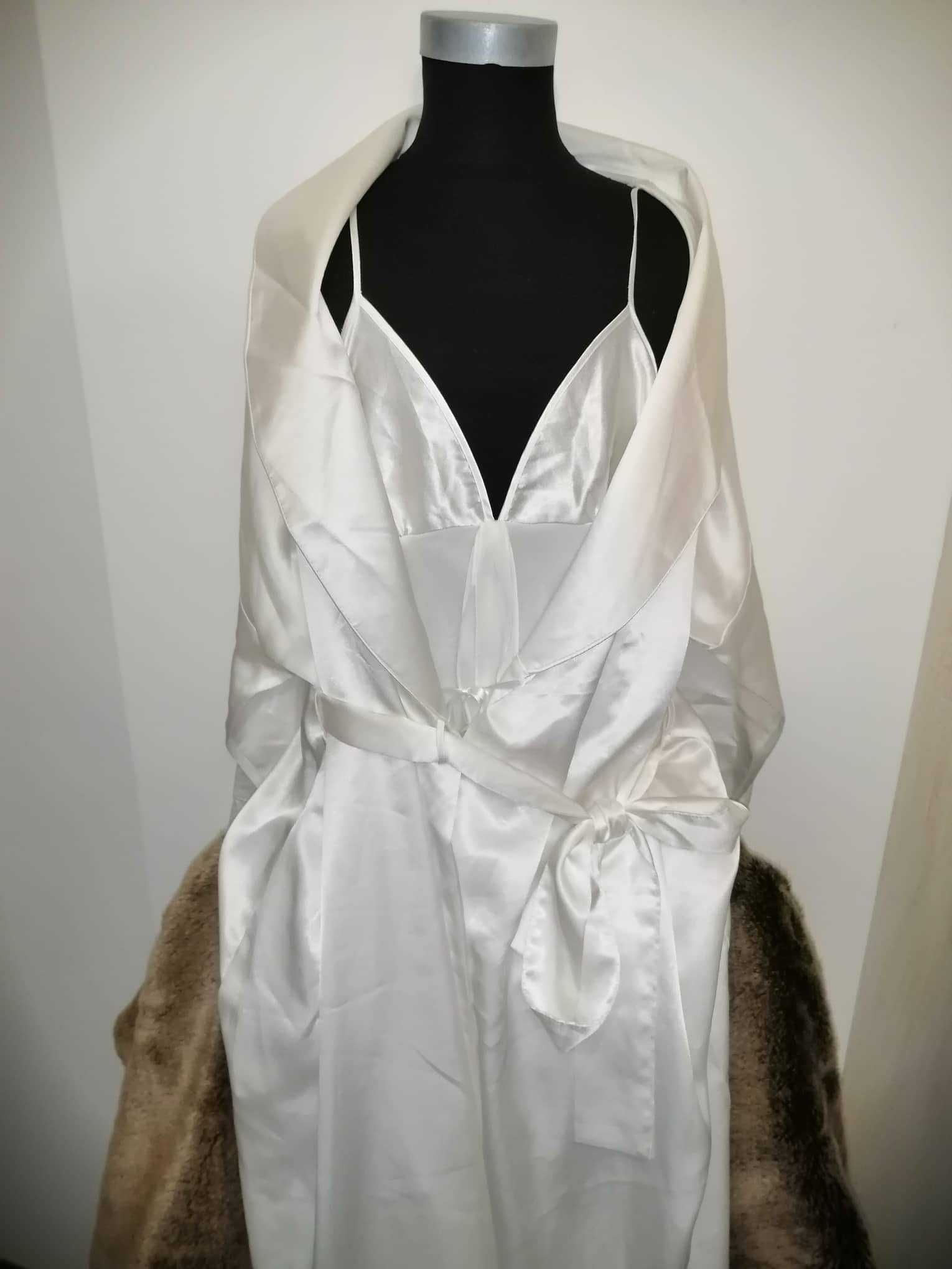 Camisa de dormir e robe em branco Tam. 38 Marks & Spencer - como novo