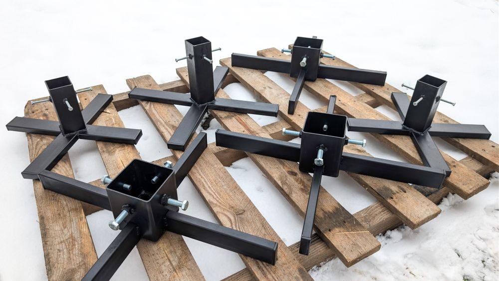 Metalowy stojak na choinkę, stalowe stojaki, uchwyt na świerka