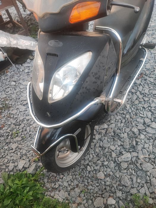 Корейський мопед в гарному стані 125 куб.см