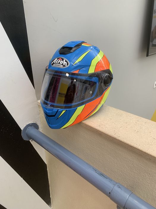 Capacete airoh como novo