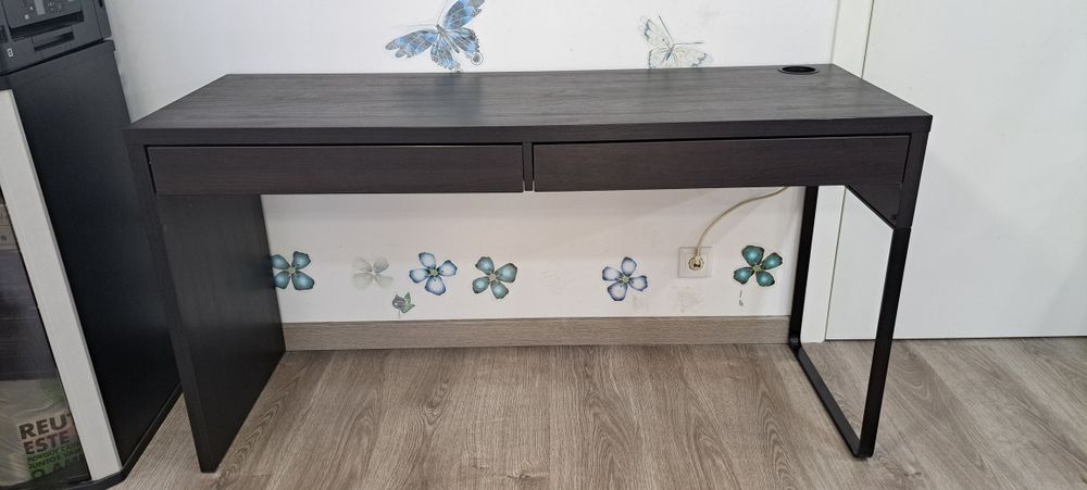 Secretária Ikea preta