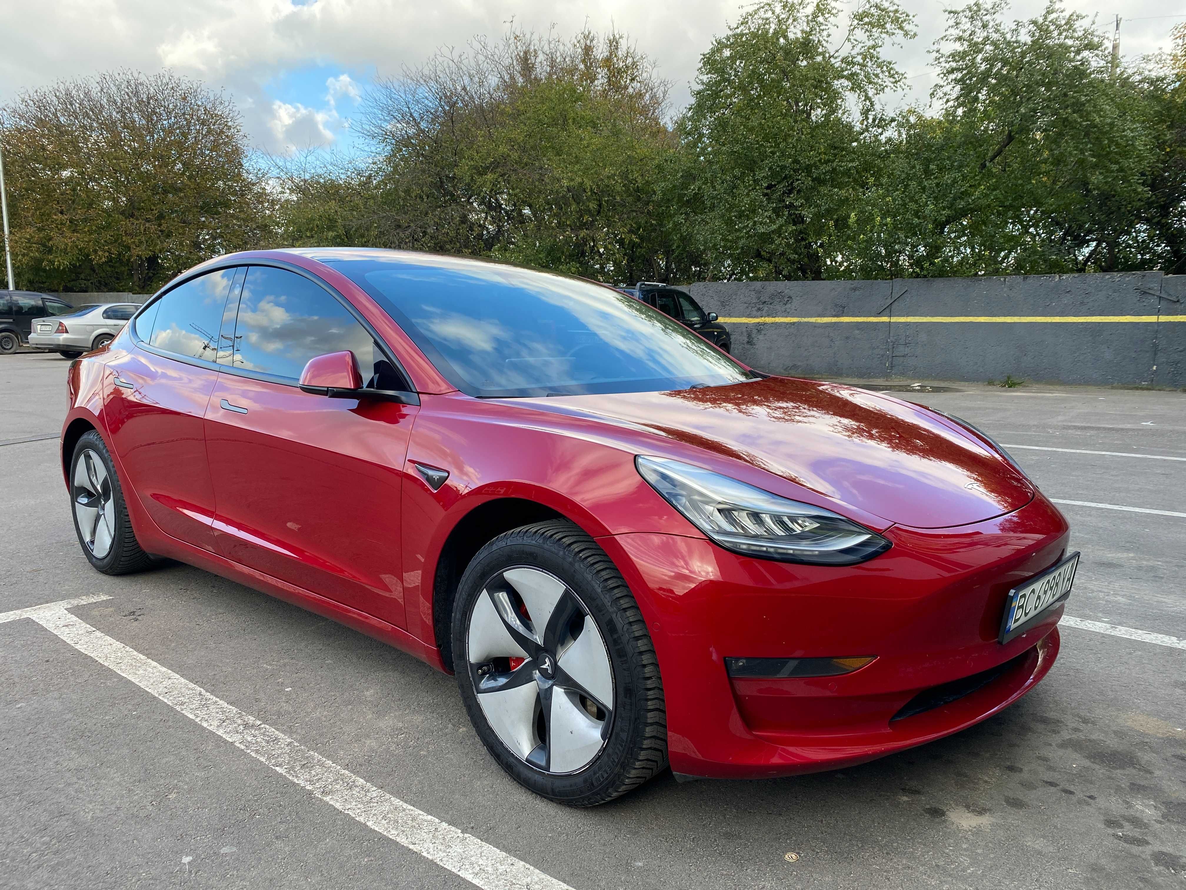 Tesla Model 3. 2018. Пригнана з США не бита. Повний автопілот!