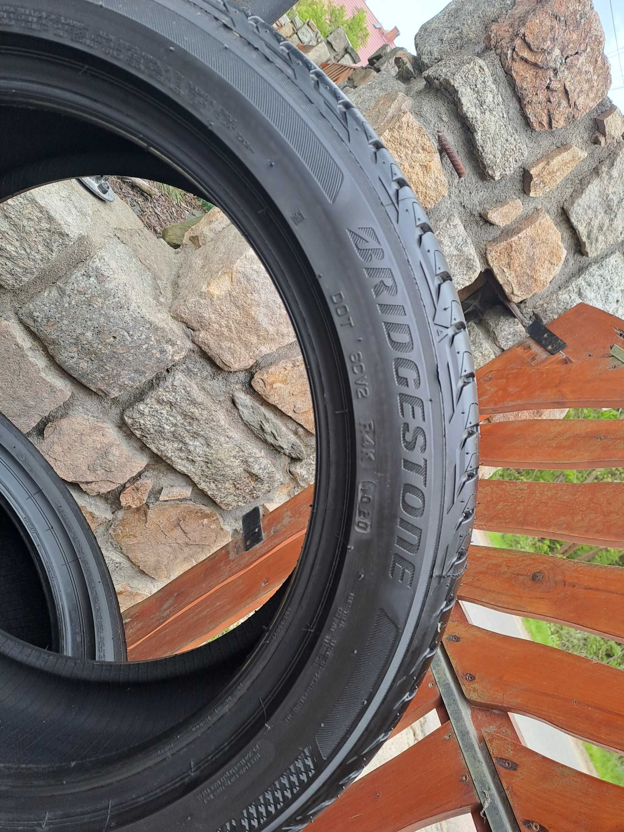 Opony letnie Bridgestone 215/50/R18