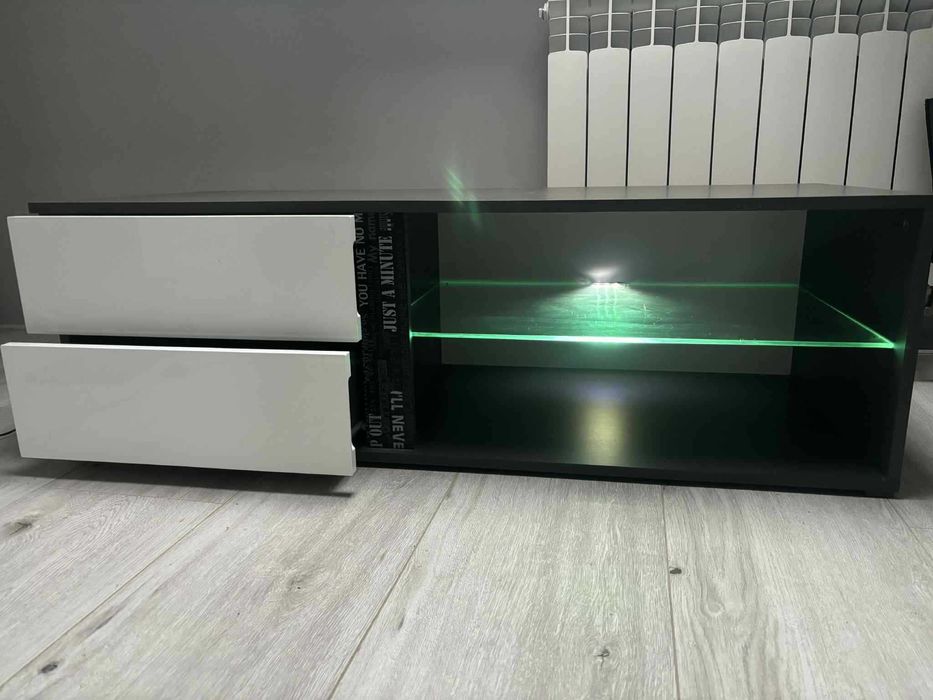 Szfka pod tv BRW