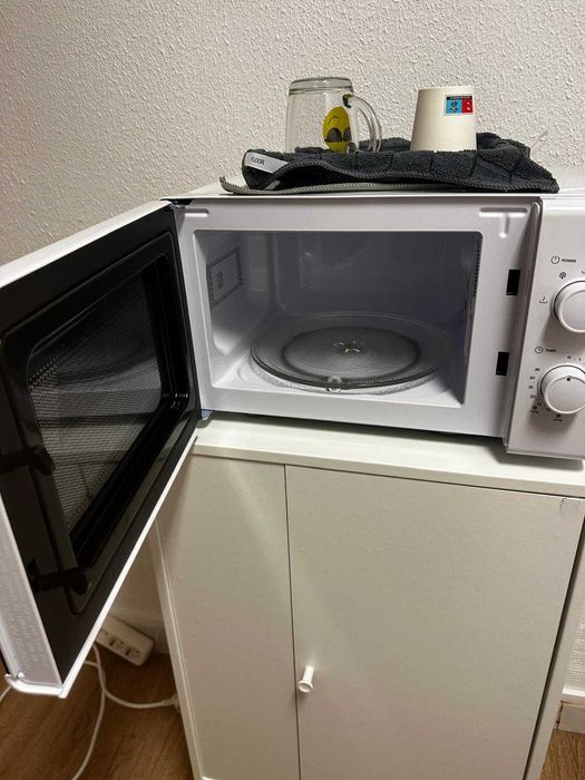 Micro-ondas FLAMA B1824FL 20 L, branco, sem grill