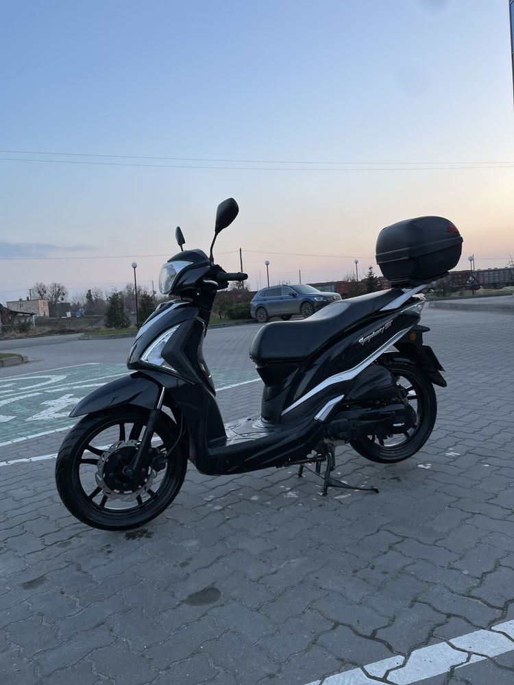 Скутер SYM Symphony ST 200