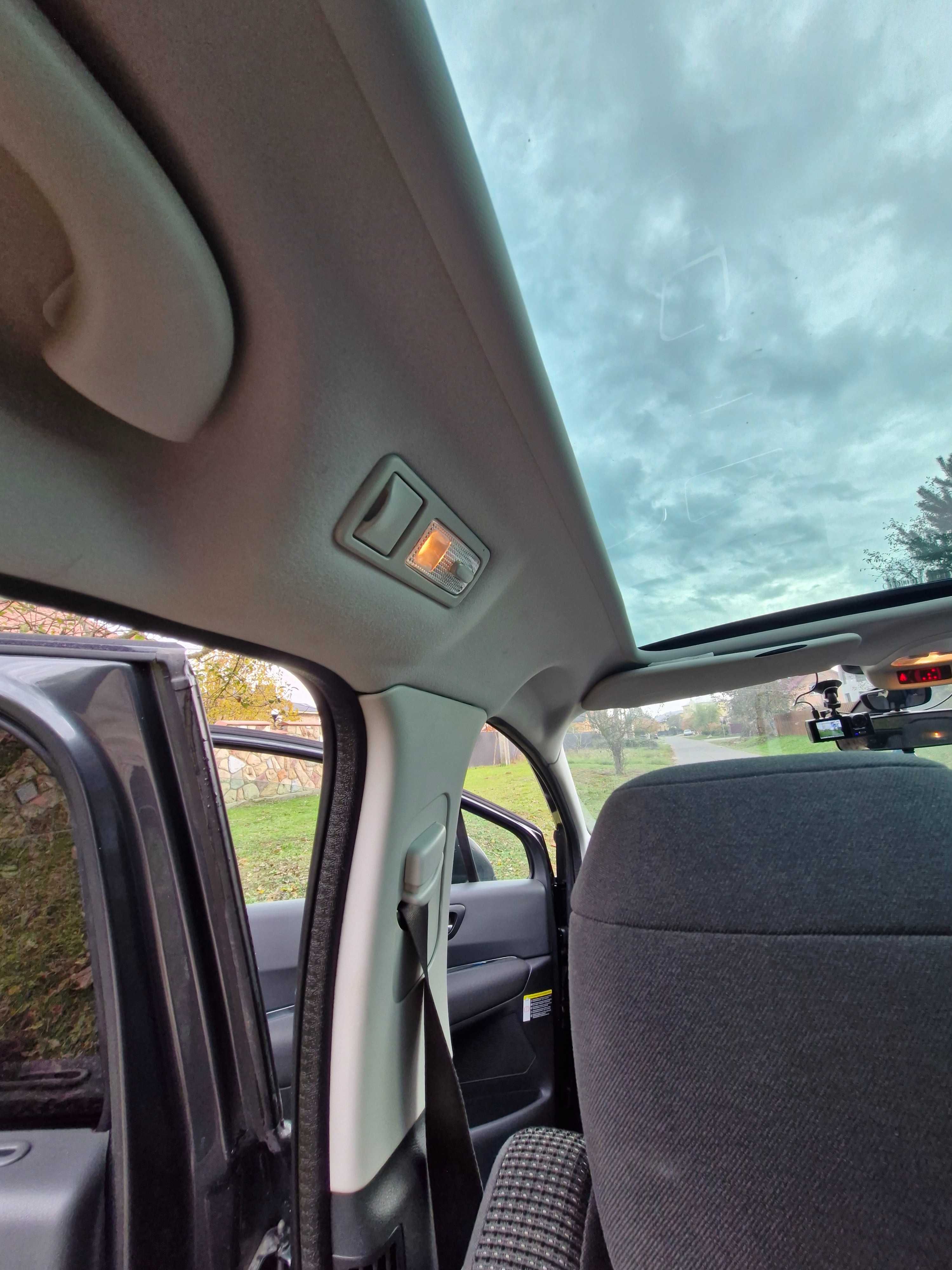 Peugeot 5008 2013
