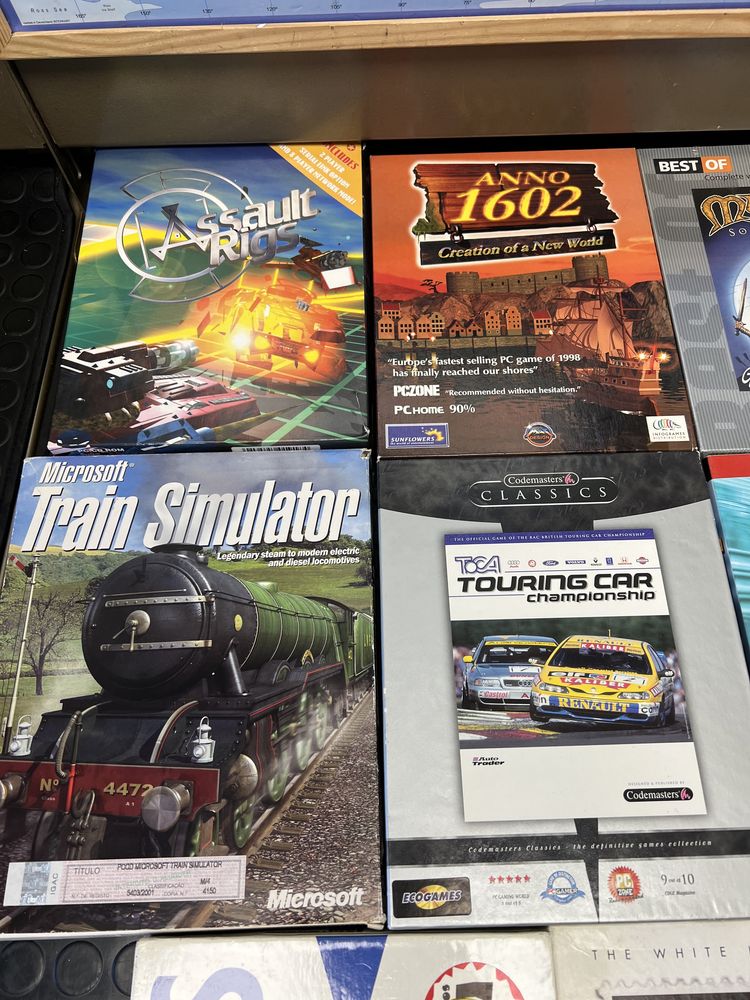 Lote de 11 jogos PC CDROM Train Simulator, TOCA, Monaco, Chessmaster