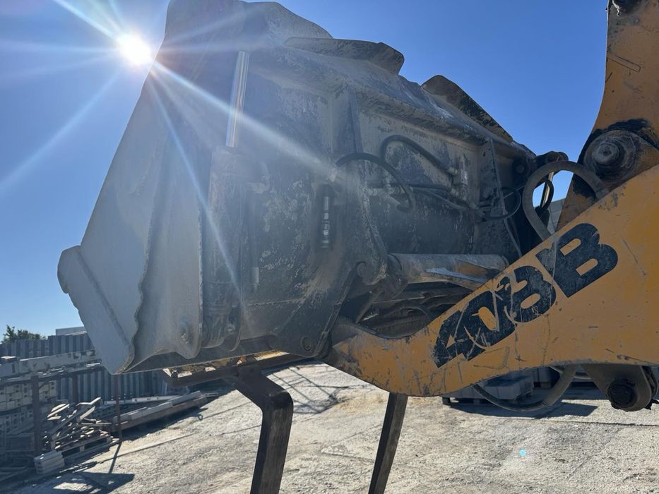 Продам фронтальный погрузчик JCB-408 2000 (фронтальний навантажувач)