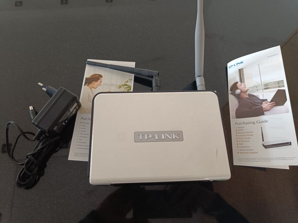 Router TP-LINK model WR 1043ND