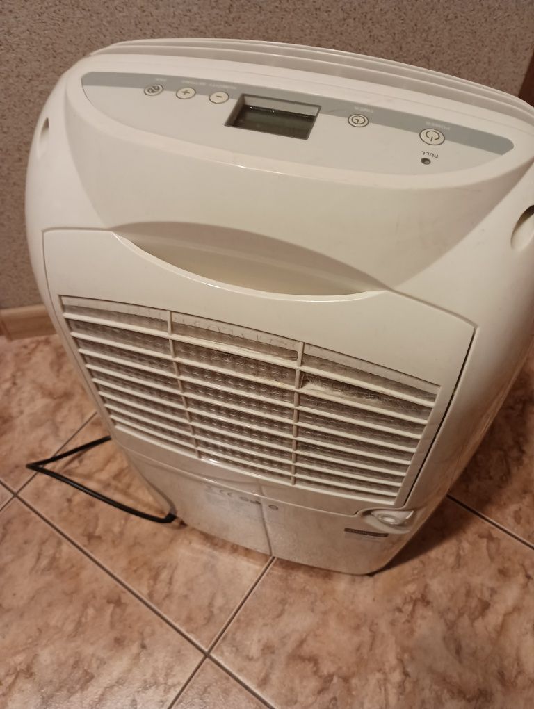 Osuszacz powietrza Fral Dry Digit 20 LCD