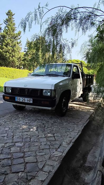 Nissan 2,5 TD 1996 Impecável 9500€