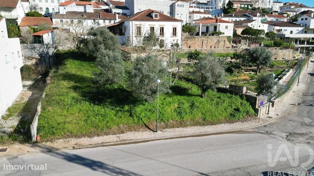 Terreno para construção em São Miguel, Santa Eufémia e Rabaçal de 228,
