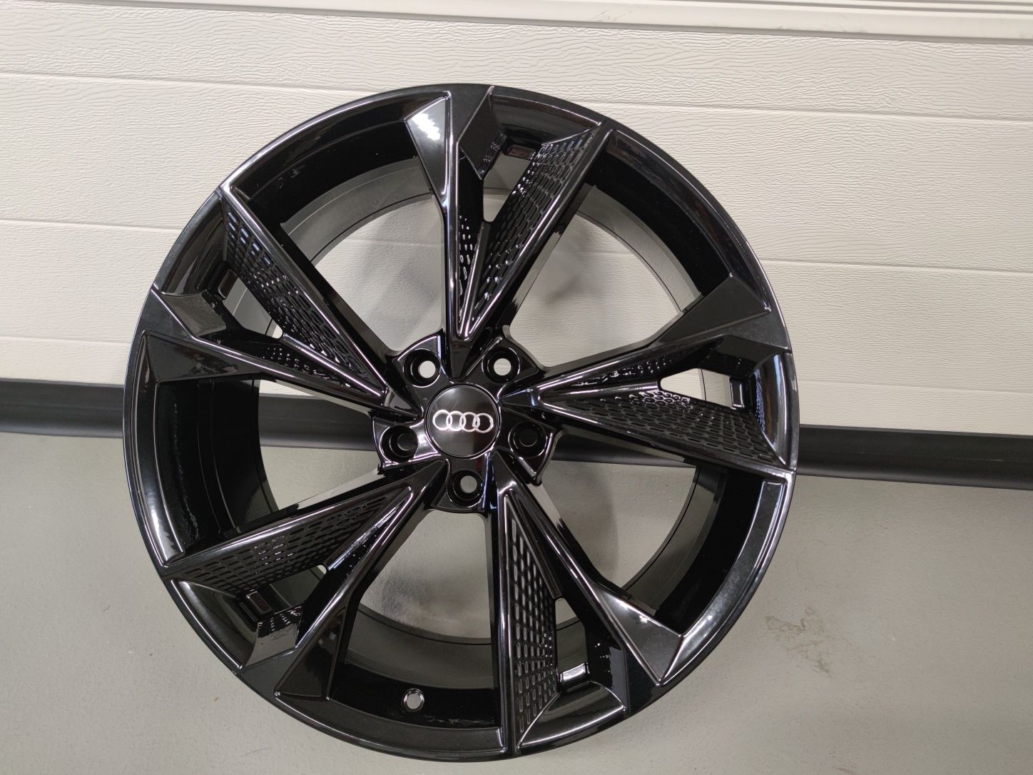 Komplet felg Audi Volkswagen 19" 5x112