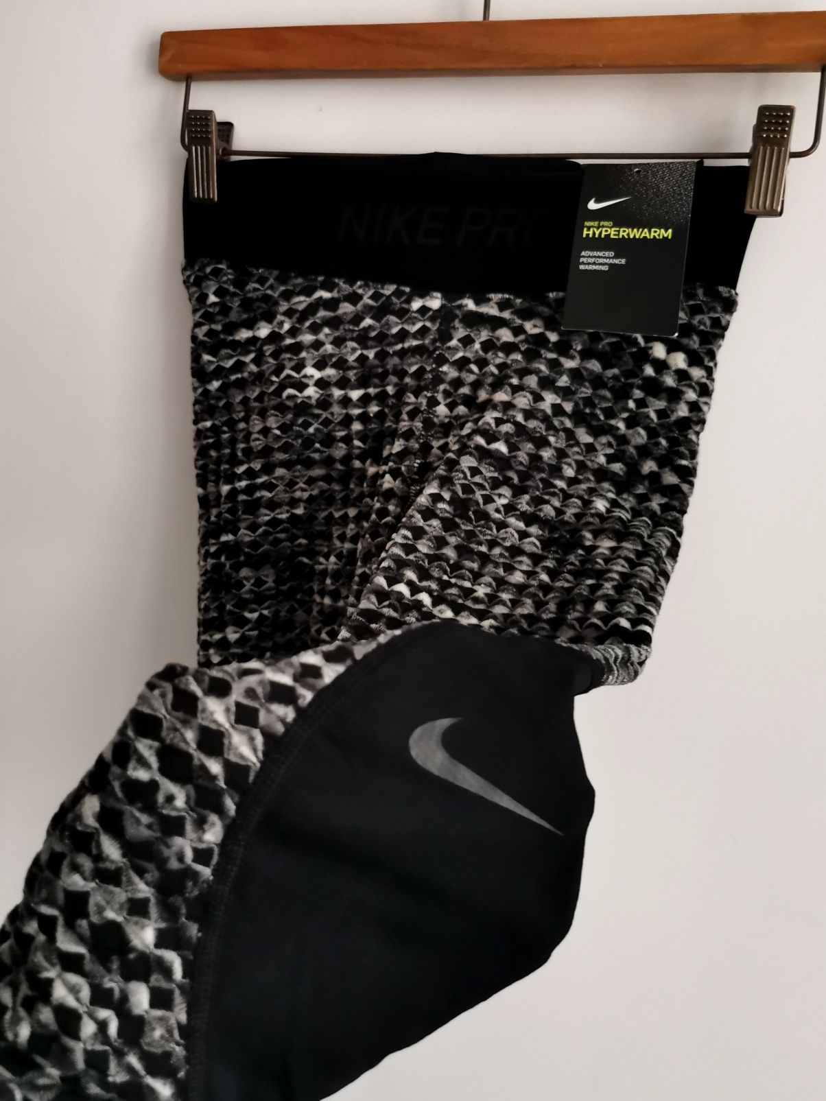 Nike Pro Hylerwarm legginsy damskie ORYGINAŁ NOWE Z METKĄ XS