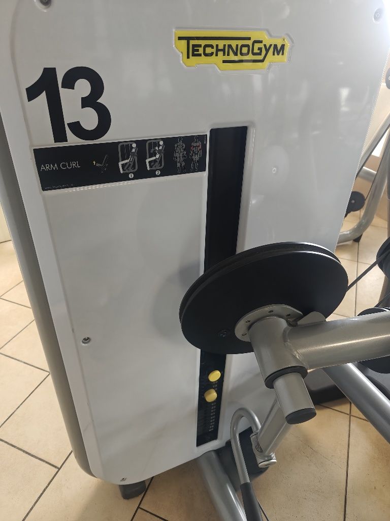 Orginalna TechnoGym ELEMENT na biceps # wysyłka