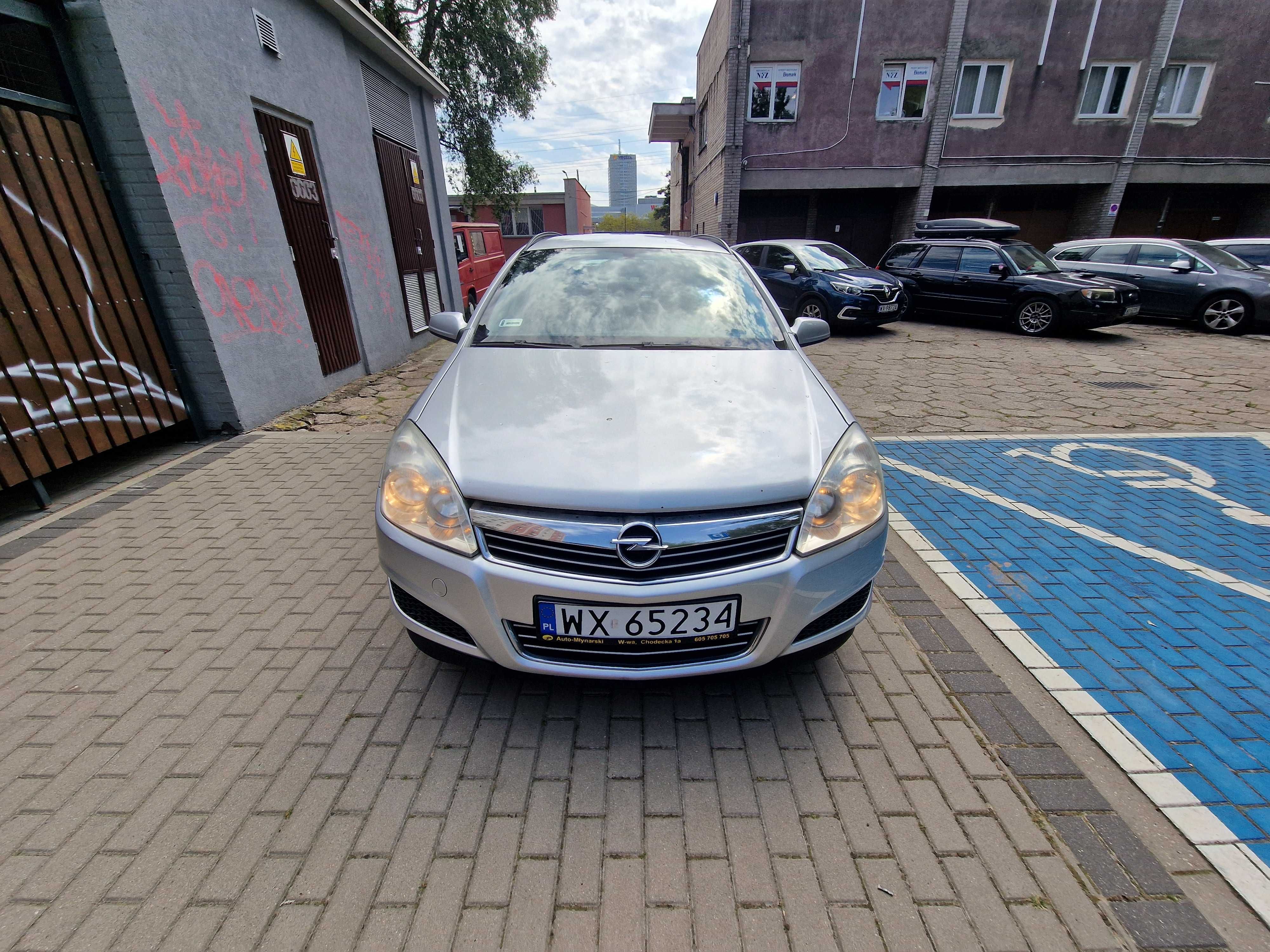 Opel Astra Station Wagon z silnikiem Diesla z 2007