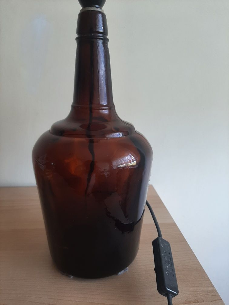Lampka w kształcie butelki