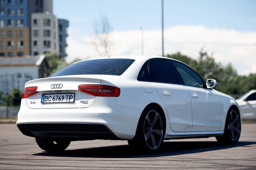 Audi A4 S-Line B8 Premium Plus quattro 2.0