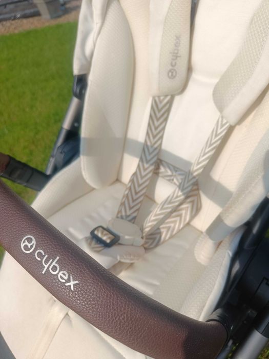 Cybex balios s lux spacerówka seashell beige 2023