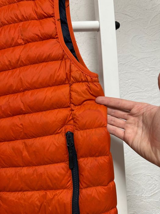 Жилетка М размер Uniqlo