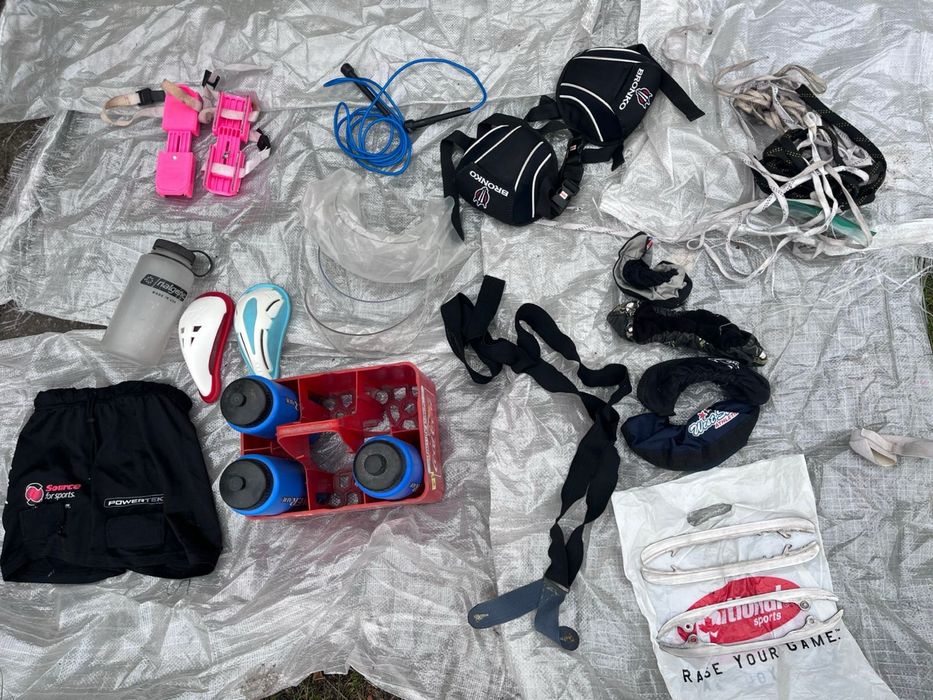 Хоккейная форма щитки шорты джерси краги шлемы сумки гетры