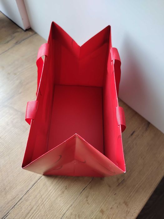 Torebka papierowa Estee Lauder