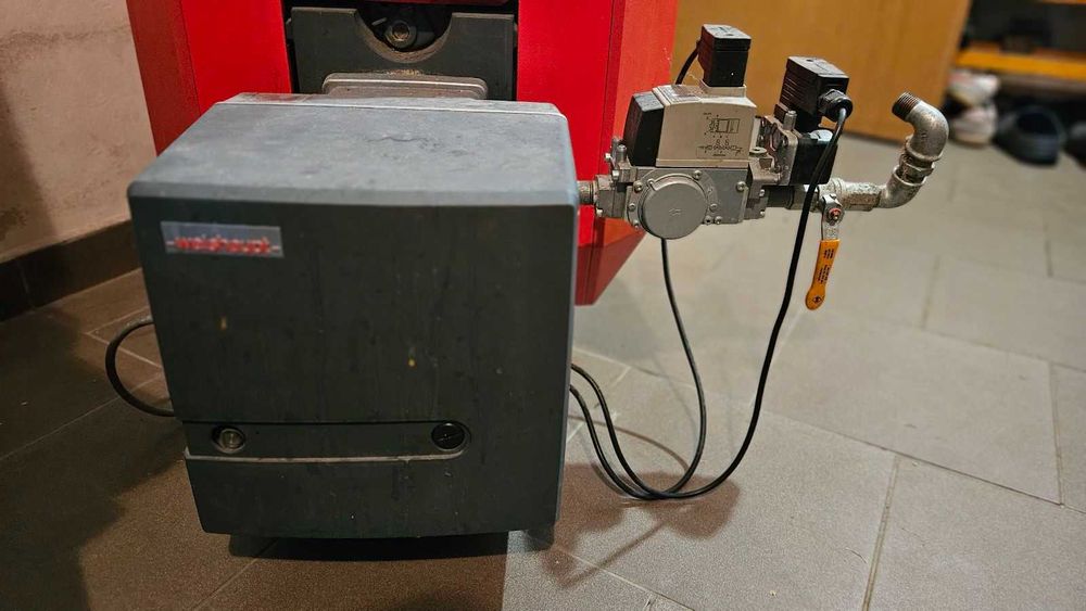 Piec gazowy Stiebel Eltron/ Oertli PKR-140 z palnikiem Weishaupt WG5N